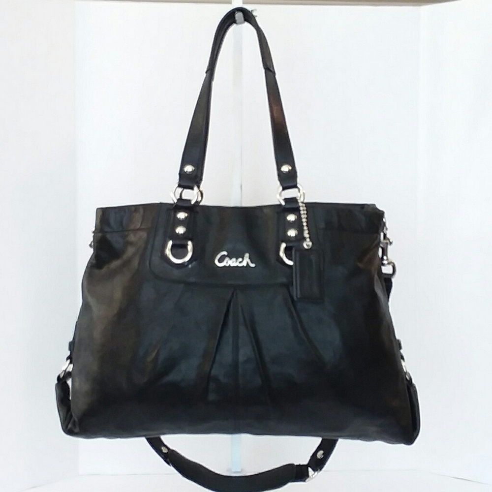 Coach Like New Ashley Madison Shoulder Bag